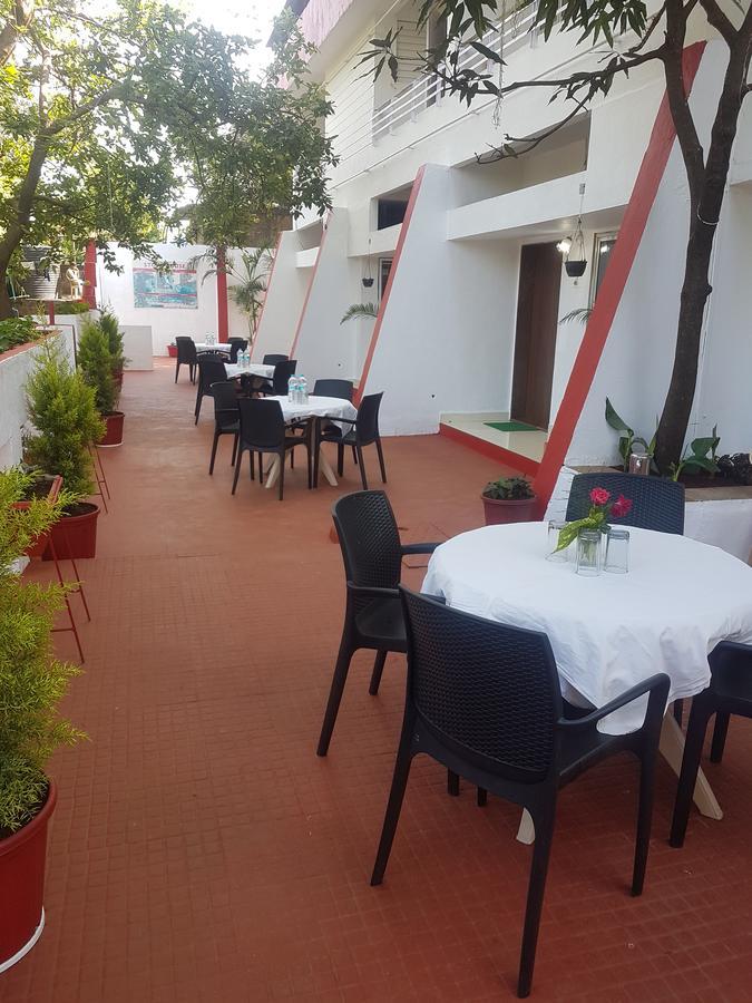 Hotel Stone House Mahabaleshwar Bagian luar foto